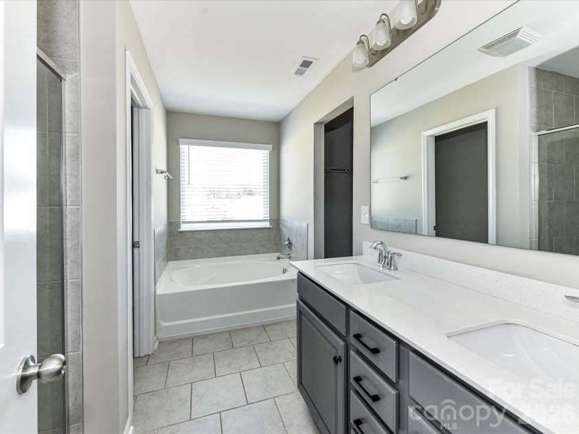 104 Trissy Court, Statesville, NC 28625.  MLS# CAR4407366, YatesRealty ID 39669. 