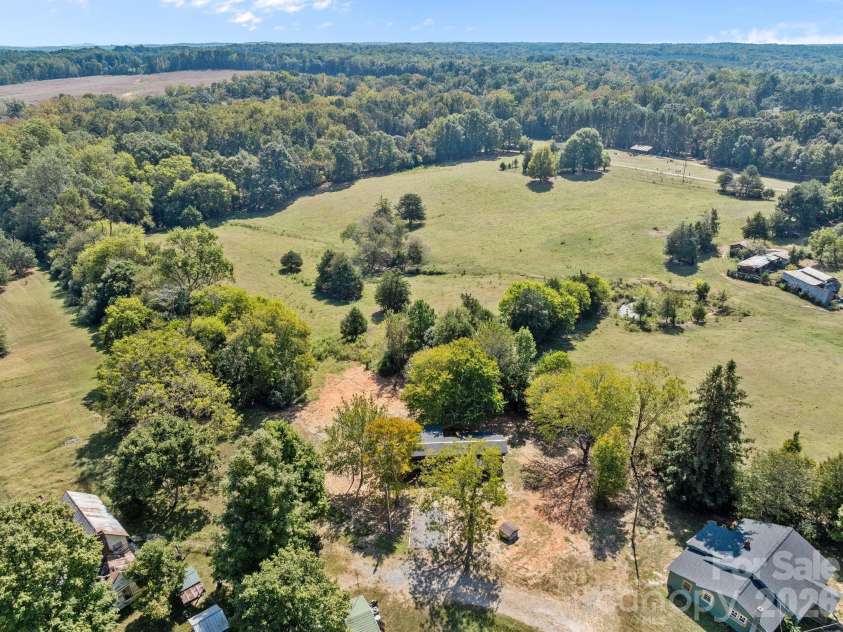 1315 King Road, Salisbury, NC 28146.  MLS# CAR4305075, YatesRealty ID 3967. 