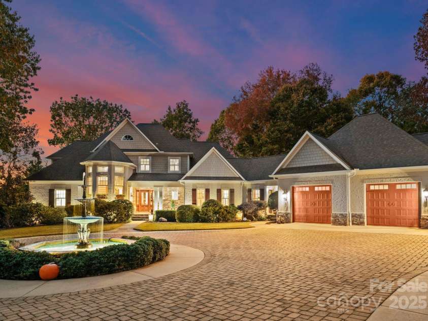 188 Windwood Lane, Troutman, NC 28166.  MLS# CAR4235635, YatesRealty ID 3967. 