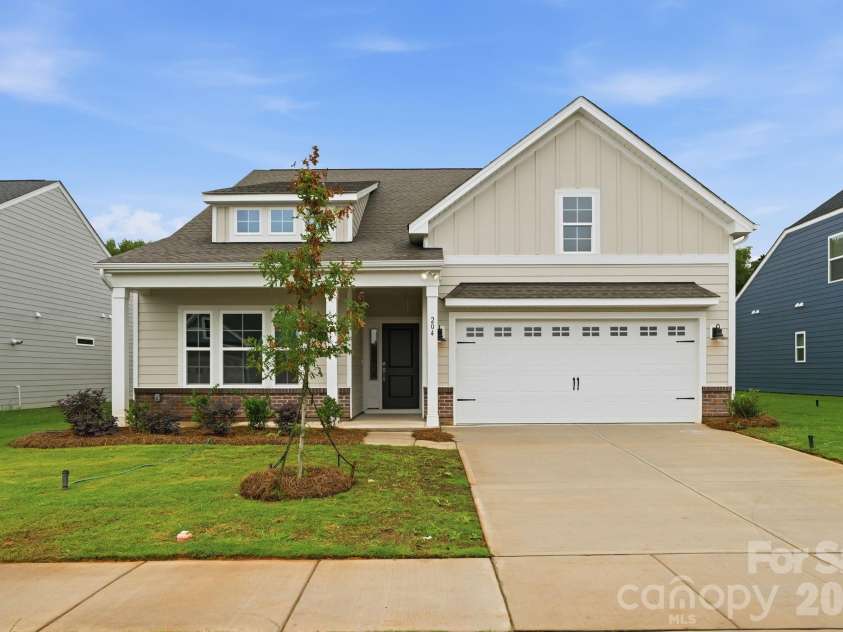 204 Rodeo Drive, Shelby, NC 28150.  MLS# CAR4346538, YatesRealty ID 39670. Gwinnett II Elevation