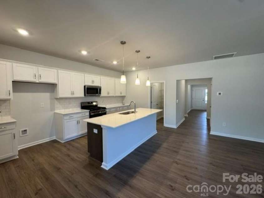 204 Rodeo Drive, Shelby, NC 28150.  MLS# CAR4346538, YatesRealty ID 39670. Kitchen Area with Large Island