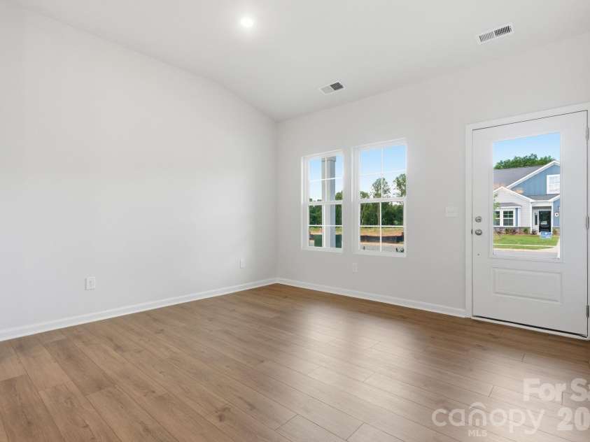 205 Rodeo Drive, Shelby, NC 28150.  MLS# CAR4342609, YatesRealty ID 39672. 