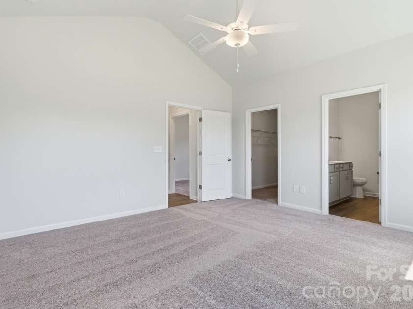 205 Rodeo Drive, Shelby, NC 28150.  MLS# CAR4342609, YatesRealty ID 39672. Primary bedroom