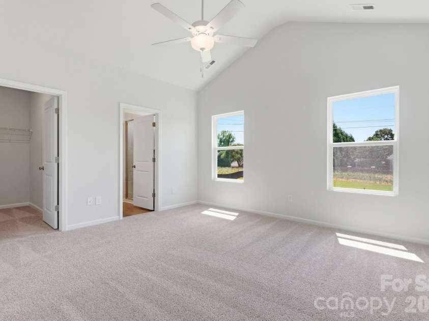 205 Rodeo Drive, Shelby, NC 28150.  MLS# CAR4342609, YatesRealty ID 39672. Primary Bedroom