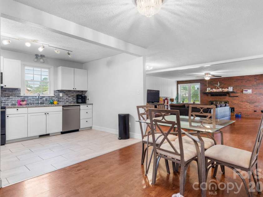 227 27th Street, Newton, NC 28658.  MLS# CAR4395127, YatesRealty ID 39674. 