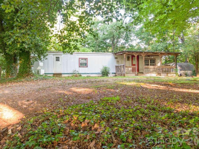 174 Laurel Lane, Lake Lure, NC 28746.  MLS# CAR4402159, YatesRealty ID 39675. 