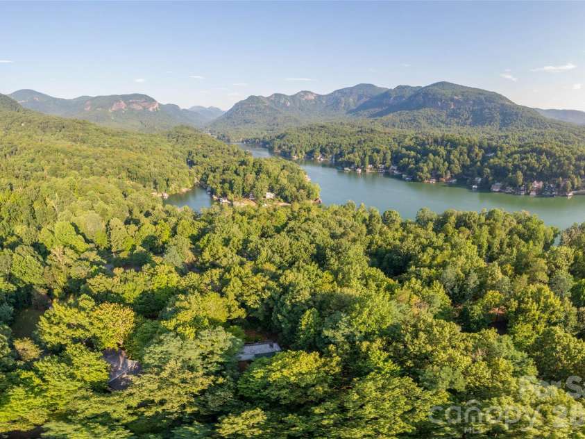 174 Laurel Lane, Lake Lure, NC 28746.  MLS# CAR4402159, YatesRealty ID 39675. 