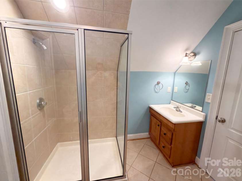 9721 Arlington Oaks Drive, Charlotte, NC 28227.  MLS# CAR4407398, YatesRealty ID 39677. 