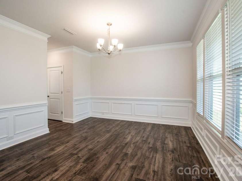 129 Candlelight Way, Mooresville, NC 28115.  MLS# CAR4319006, YatesRealty ID 3968. 