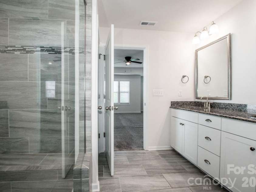 129 Candlelight Way, Mooresville, NC 28115.  MLS# CAR4319006, YatesRealty ID 3968. 