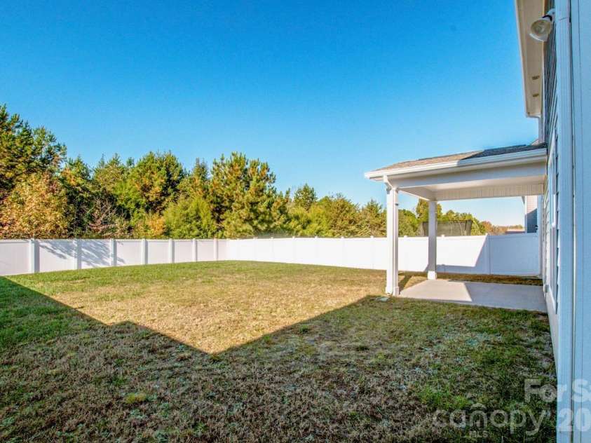 129 Candlelight Way, Mooresville, NC 28115.  MLS# CAR4319006, YatesRealty ID 3968. 