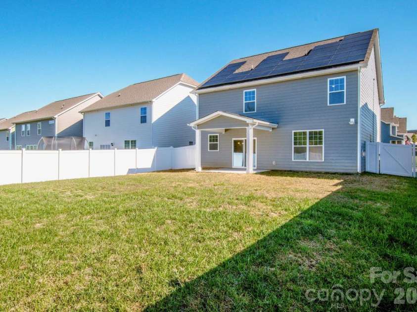 129 Candlelight Way, Mooresville, NC 28115.  MLS# CAR4319006, YatesRealty ID 3968. 