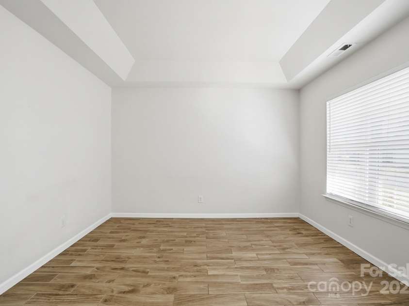 2019 Aberglen Drive, Charlotte, NC 28262.  MLS# CAR4323043, YatesRealty ID 3968. 