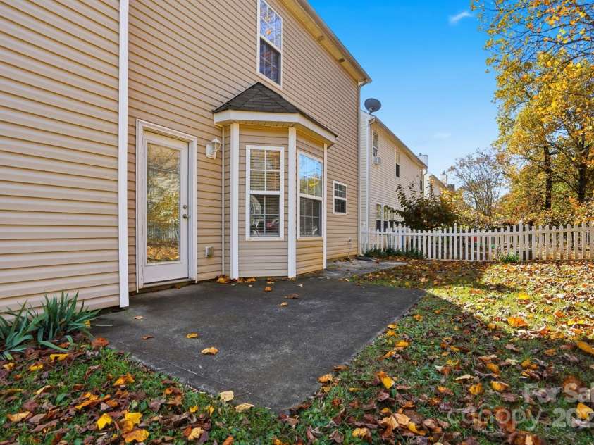 2019 Aberglen Drive, Charlotte, NC 28262.  MLS# CAR4323043, YatesRealty ID 3968. 