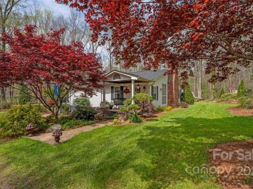 3011 Paraham Road, York, SC 29745.  MLS# CAR3848811, YatesRealty ID 3968. 