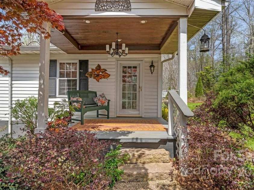 3011 Paraham Road, York, SC 29745.  MLS# CAR3848811, YatesRealty ID 3968. 