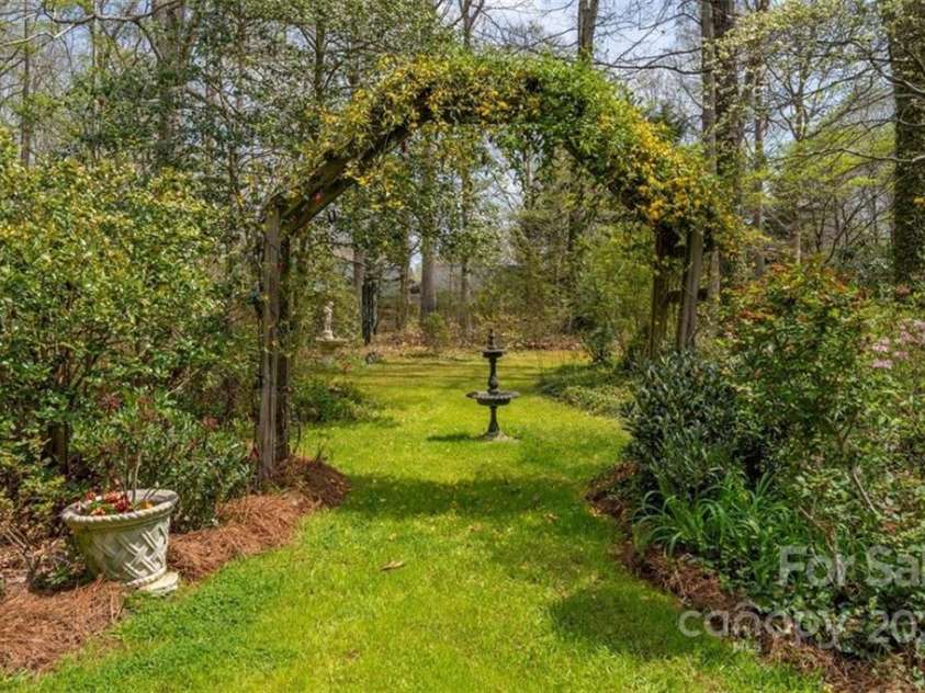 3011 Paraham Road, York, SC 29745.  MLS# CAR3848811, YatesRealty ID 3968. 