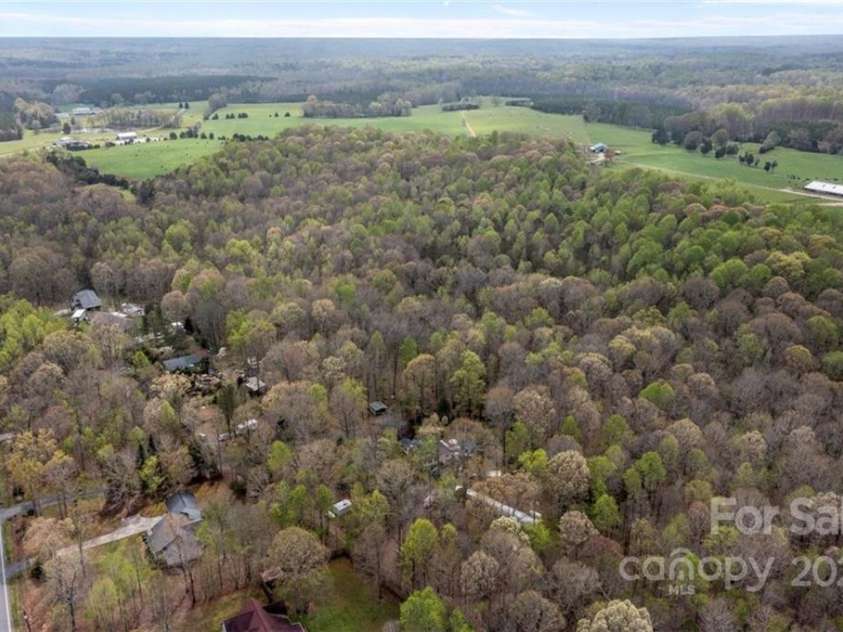 3011 Paraham Road, York, SC 29745.  MLS# CAR3848811, YatesRealty ID 3968. 