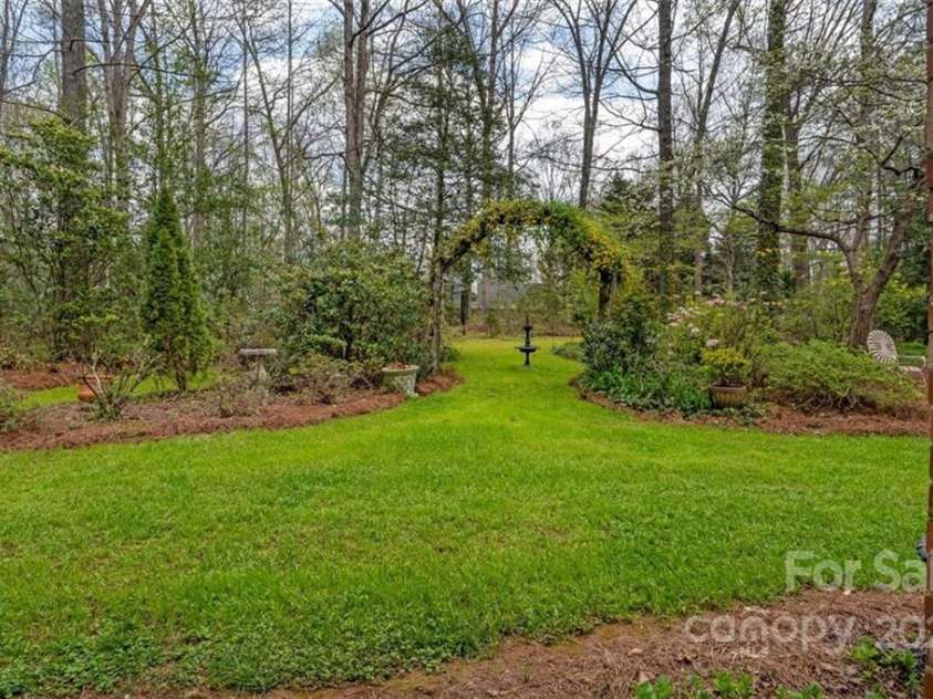 3011 Paraham Road, York, SC 29745.  MLS# CAR3848811, YatesRealty ID 3968. 