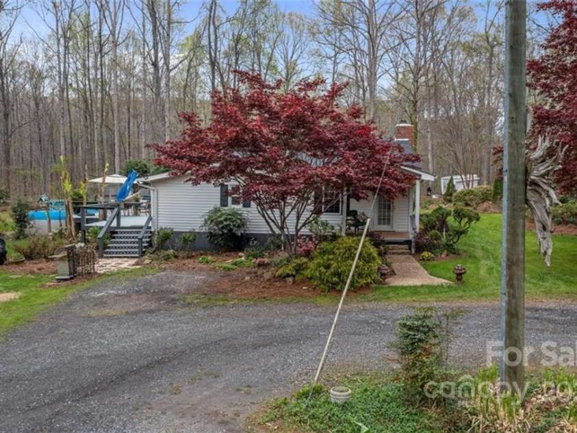 3011 Paraham Road, York, SC 29745.  MLS# CAR3848811, YatesRealty ID 3968. 