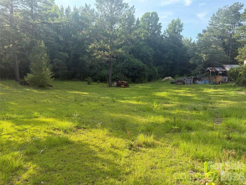 2356 Beaver Dam Road, Cassatt, SC 29032.  MLS# CAR4406030, YatesRealty ID 39680. 