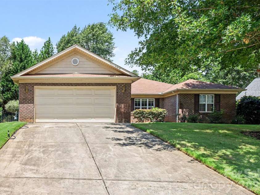 207 Edenshire Court, Indian Trail, NC 28079.  MLS# CAR4405682, YatesRealty ID 39683. 
