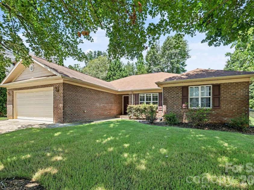 207 Edenshire Court, Indian Trail, NC 28079.  MLS# CAR4405682, YatesRealty ID 39683. 