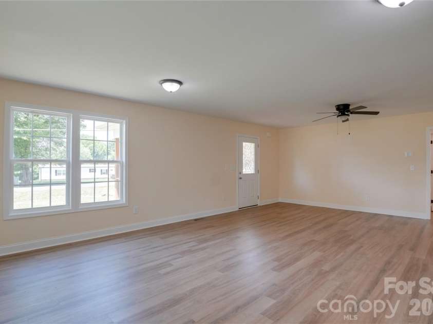 389 Michaels Road, Mocksville, NC 27028.  MLS# CAR4407407, YatesRealty ID 39687. 