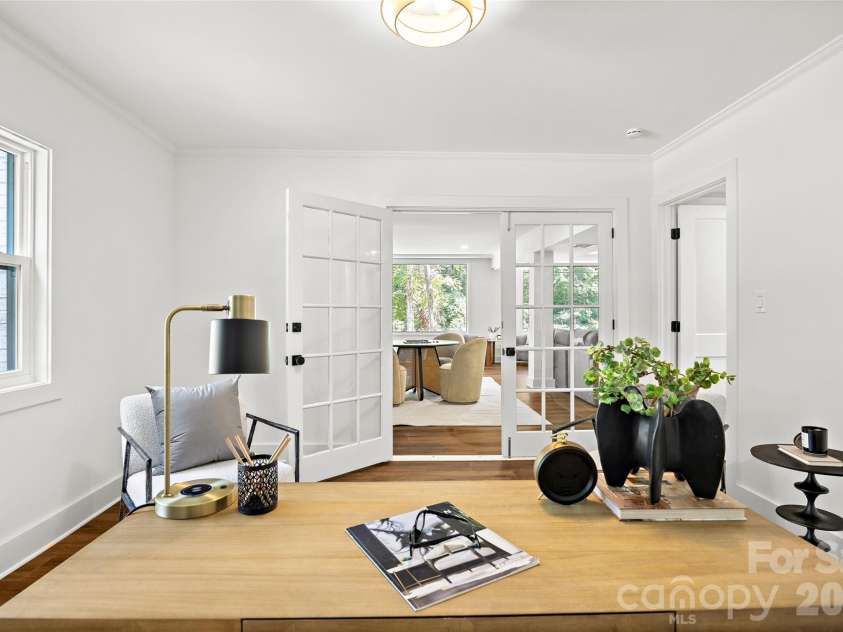 2600 Vardall Court, Charlotte, NC 28226.  MLS# CAR4400595, YatesRealty ID 39688. 