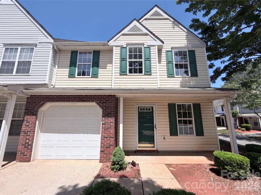 9606 Jack Russell Court, Charlotte, NC 28269.  MLS# CAR4380429, YatesRealty ID 39689. 