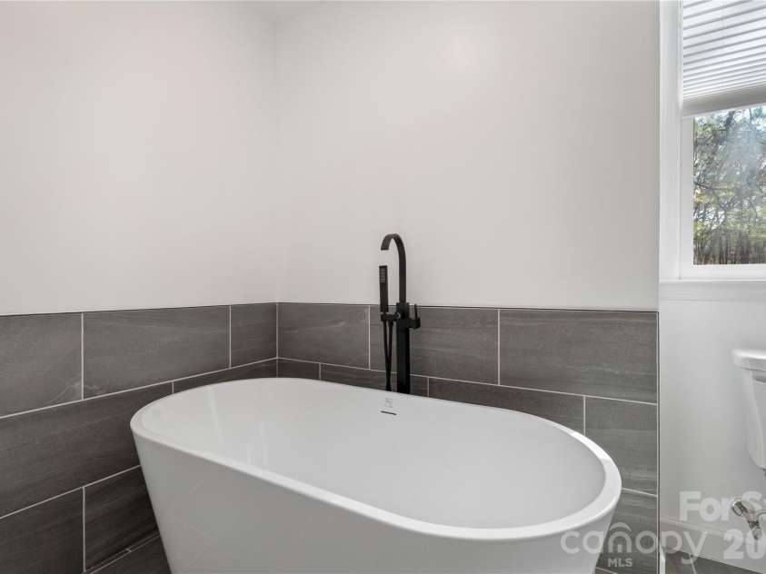 266 Post Oak Avenue, Concord, NC 28025.  MLS# CAR4353873, YatesRealty ID 3969. 