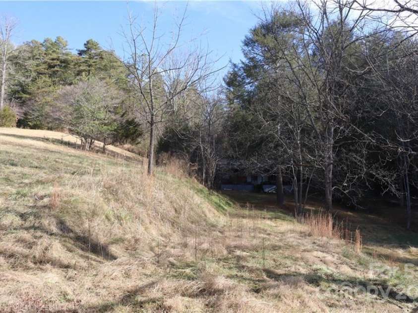 36 Stockton Branch Road, Weaverville, NC 28787.  MLS# CAR3934213, YatesRealty ID 3969. 