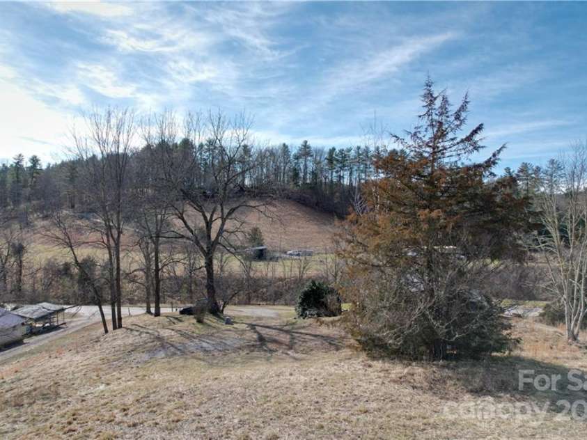 36 Stockton Branch Road, Weaverville, NC 28787.  MLS# CAR3934213, YatesRealty ID 3969. 