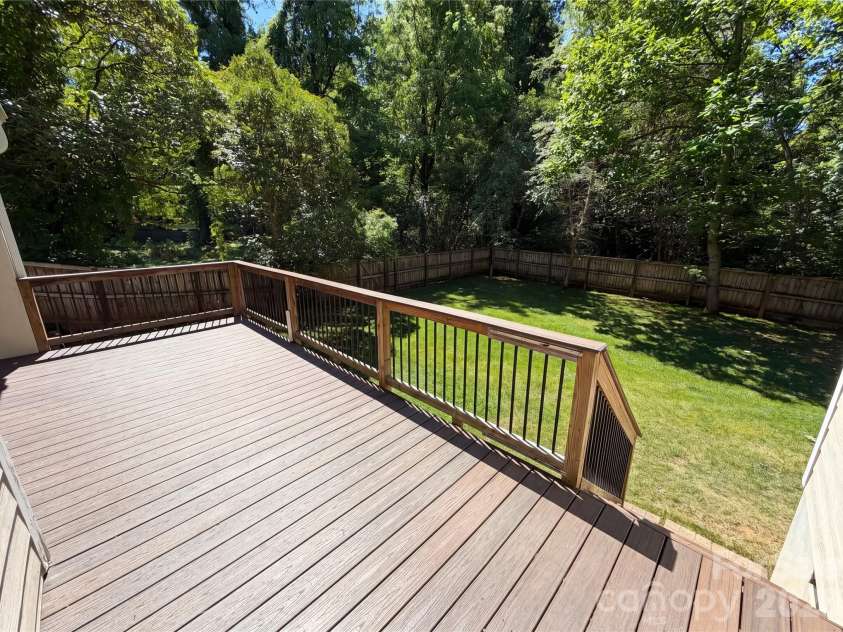 1322 Carolyn Drive, Charlotte, NC 28205.  MLS# CAR4380647, YatesRealty ID 39691. 
