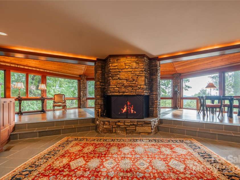 130 Piney Ridge Lane, Saluda, NC 28773.  MLS# CAR4180107, YatesRealty ID 397. 