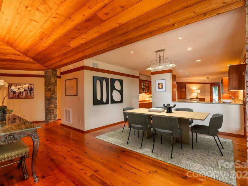 130 Piney Ridge Lane, Saluda, NC 28773.  MLS# CAR4180107, YatesRealty ID 397. 
