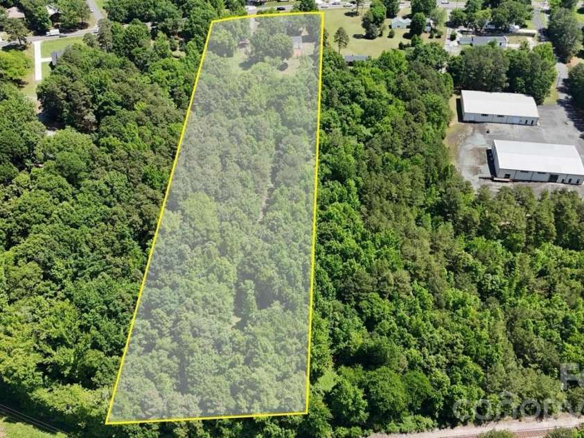 3211 Old Charlotte Highway, Monroe, NC 28110.  MLS# CAR4357417, YatesRealty ID 3970. 
