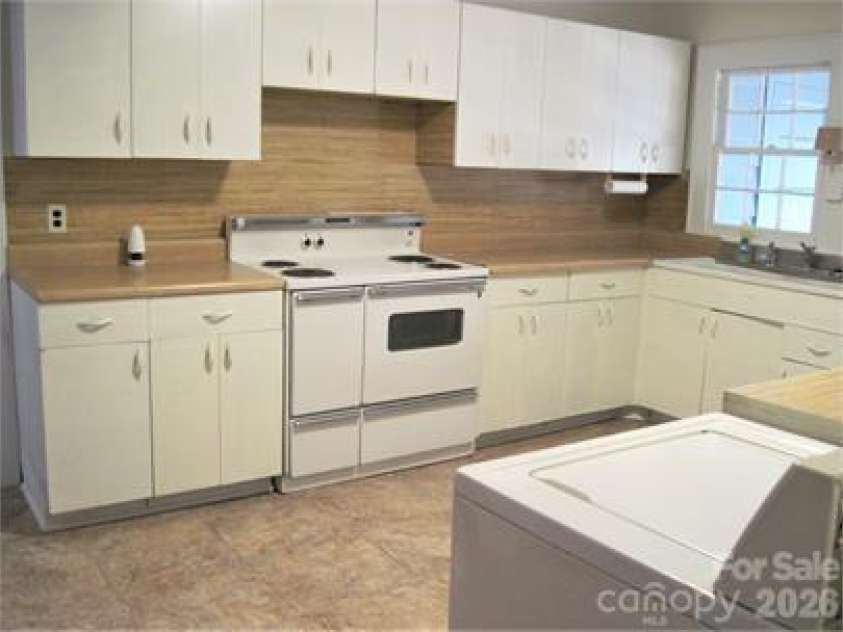 3211 Old Charlotte Highway, Monroe, NC 28110.  MLS# CAR4357417, YatesRealty ID 3970. 
