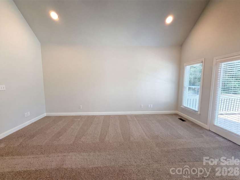 212 Timberlane Drive, Belmont, NC 28012.  MLS# CAR4403473, YatesRealty ID 39700. 