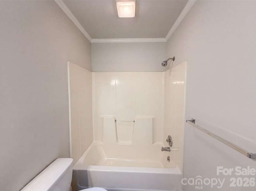 212 Timberlane Drive, Belmont, NC 28012.  MLS# CAR4403473, YatesRealty ID 39700. 