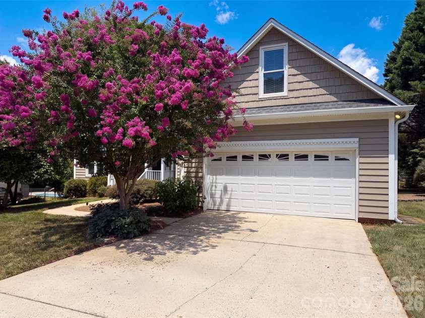 212 Timberlane Drive, Belmont, NC 28012.  MLS# CAR4403473, YatesRealty ID 39700. 