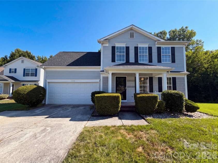 11220 Northwoods Forest Drive, Charlotte, NC 28214.  MLS# CAR4403518, YatesRealty ID 39701. 
