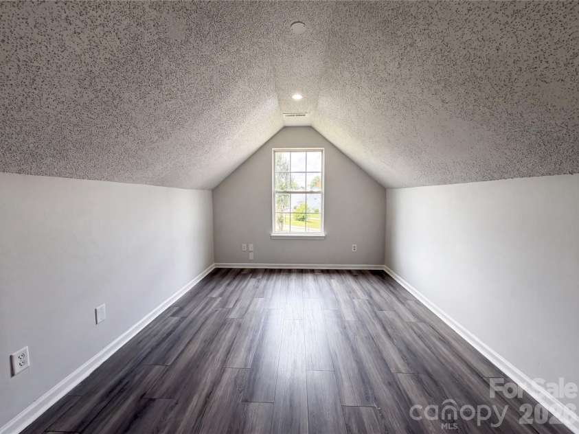 11220 Northwoods Forest Drive, Charlotte, NC 28214.  MLS# CAR4403518, YatesRealty ID 39701. 