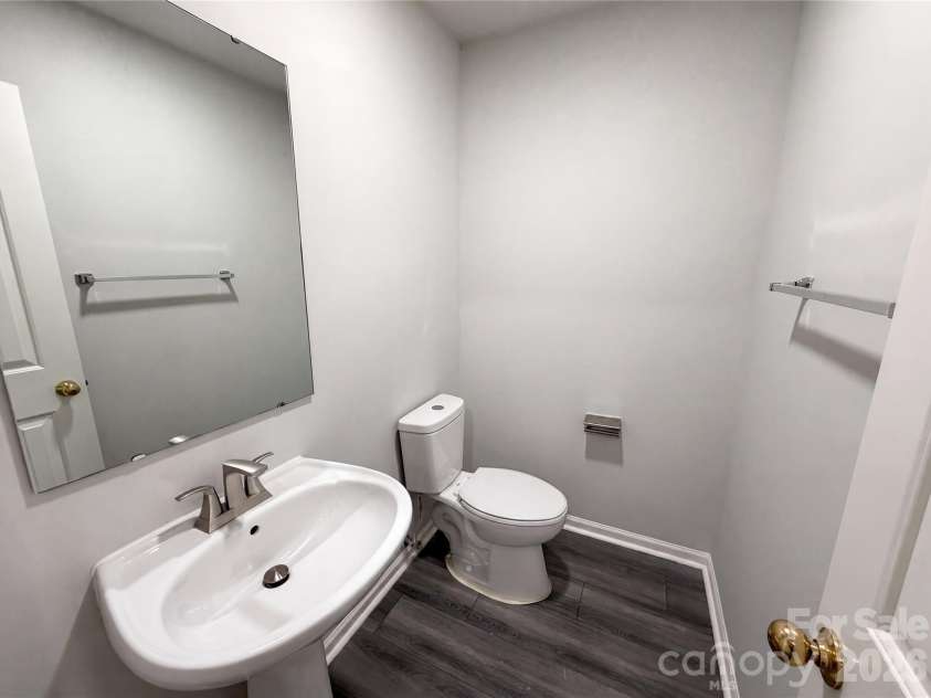 11220 Northwoods Forest Drive, Charlotte, NC 28214.  MLS# CAR4403518, YatesRealty ID 39701. 