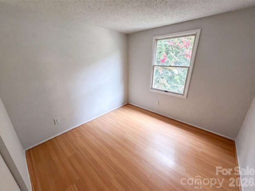 1500 Waybridge Lane, Charlotte, NC 28210.  MLS# CAR4404792, YatesRealty ID 39702. 