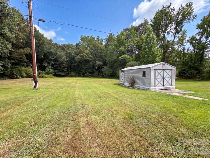 1246 Neelys Creek Road, Rock Hill, SC 29730.  MLS# CAR4405402, YatesRealty ID 39703. 