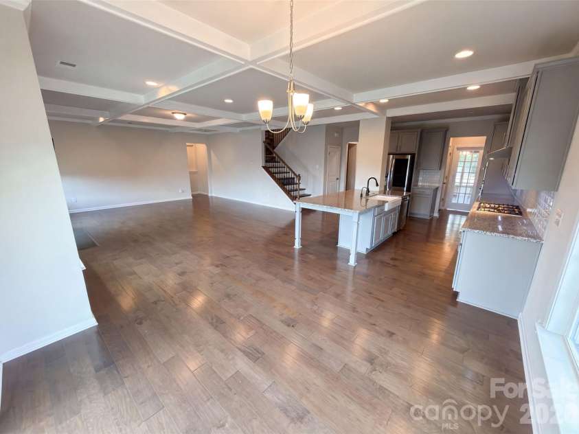3001 Sterling Drive, Waxhaw, NC 28173.  MLS# CAR4406536, YatesRealty ID 39704. 