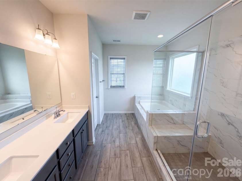3001 Sterling Drive, Waxhaw, NC 28173.  MLS# CAR4406536, YatesRealty ID 39704. 