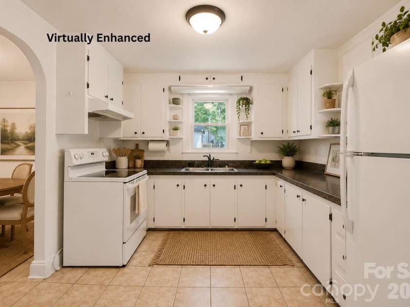 2111 Englewood Street, Kannapolis, NC 28083.  MLS# CAR4406014, YatesRealty ID 39705. VS Kitchen