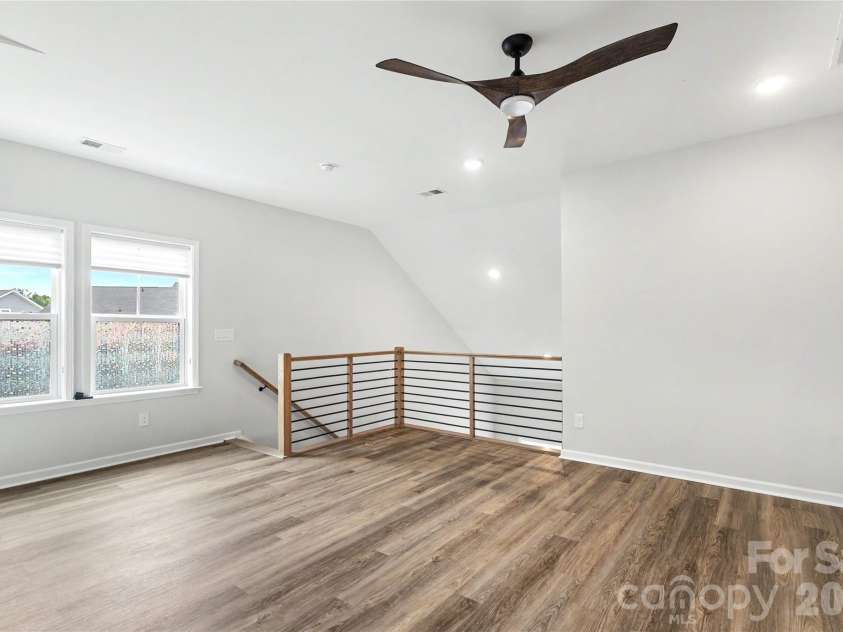 9051 Charles Francis Lane, Cornelius, NC 28031.  MLS# CAR4407203, YatesRealty ID 39707. 